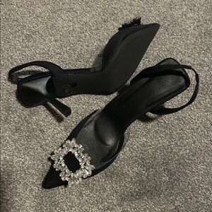 Elegant Black Women's Heels with Crystal Embellishment